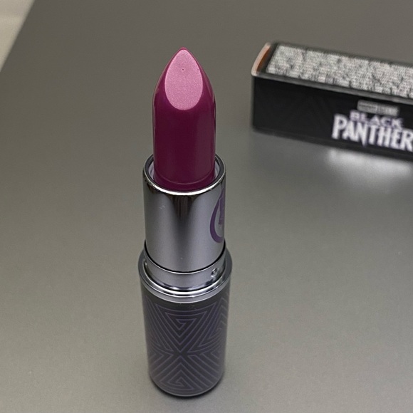 MAC x Black Panther “Wakandan Sunset” Lipstick - Picture 4 of 4